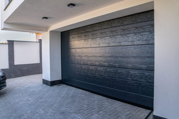 Poarta pietonala garaj exterior