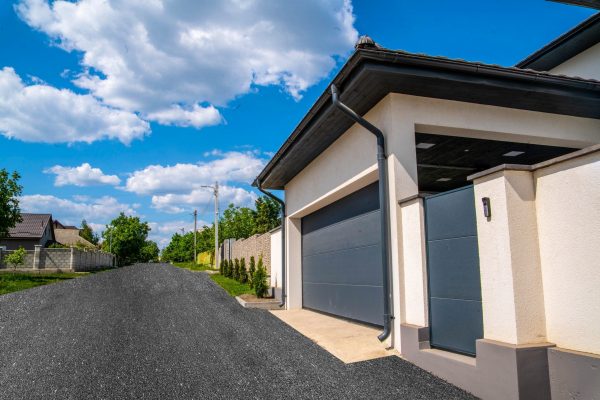 Porți secționale și rulou - Rolo.md