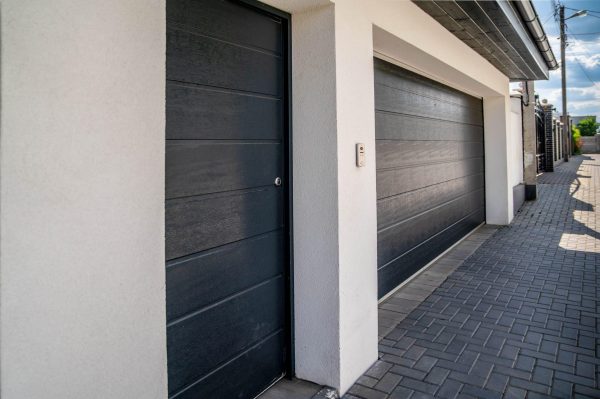 Poarta sectionala rolo.md